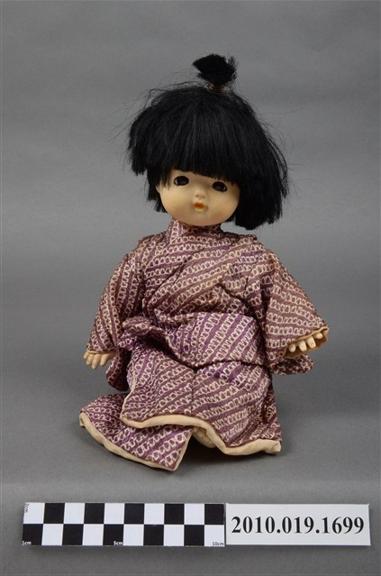 紫色和服男孩玩偶 (共9張)