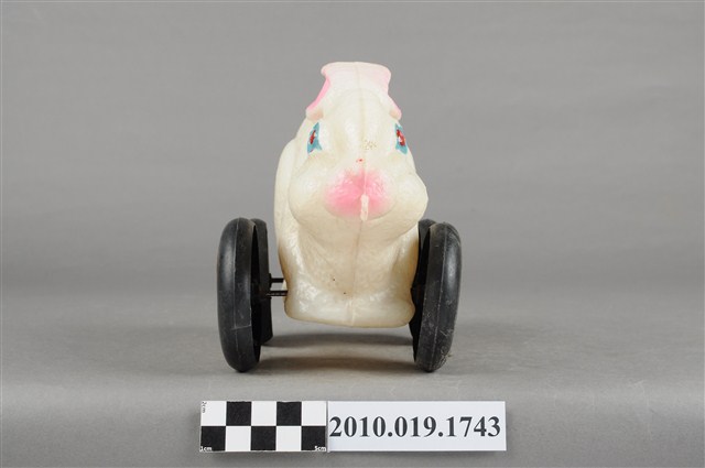 塑膠製兔造型玩具 (共10張)