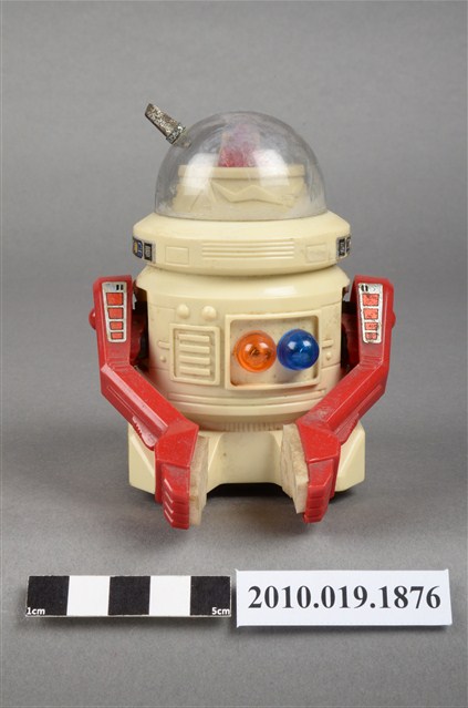 米色外星機器人 (共9張)