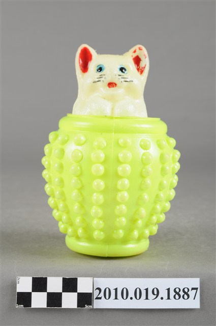 黃色水缸貓玩具 (共11張)