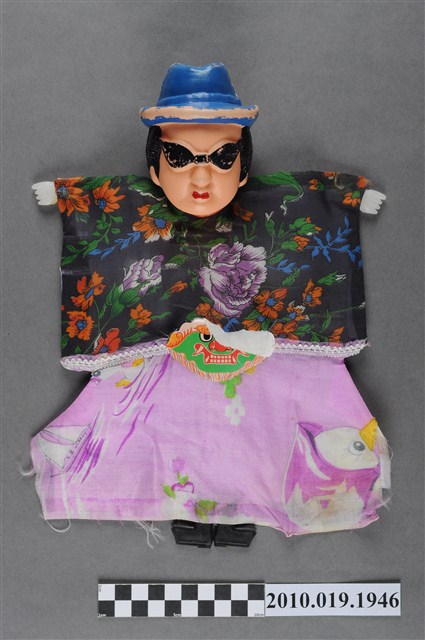 藍帽墨鏡造型布袋戲偶 (共4張)