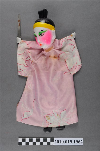 黃色頭巾持刀布袋戲偶 (共4張)