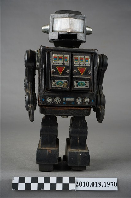 黑色機器人造型玩具 (共9張)