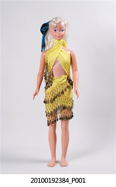 金髮芭比娃娃玩偶 (共4張)