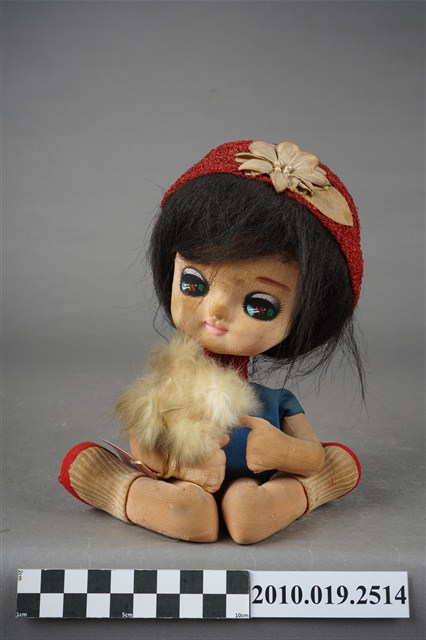 黑髮女孩玩偶 (共9張)