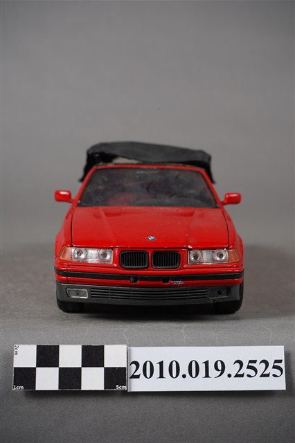 紅色敞篷玩具車 (共10張)