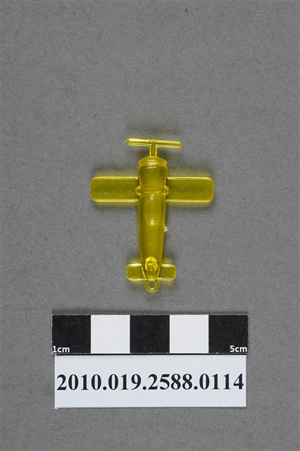 黃色螺旋槳飛機造型尪仔仙 (共2張)