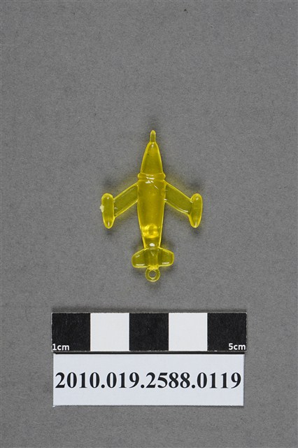 黃色噴射機造型尪仔仙 (共2張)