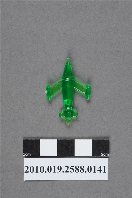 綠色噴射機造型尪仔仙 (共2張)