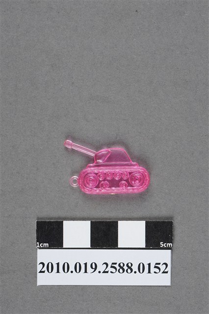 粉紅色戰車造型尪仔仙 (共2張)