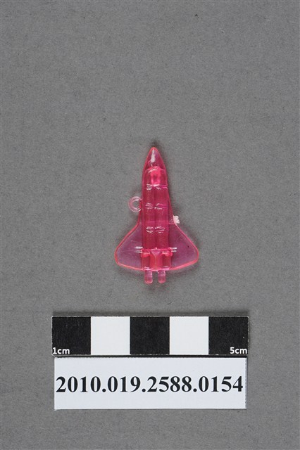 粉紅色太空梭造型尪仔仙 (共2張)