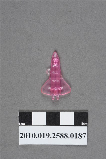 粉紅色太空梭造型尪仔仙 (共2張)