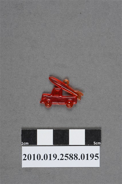 紅色飛彈車造型尪仔仙 (共2張)