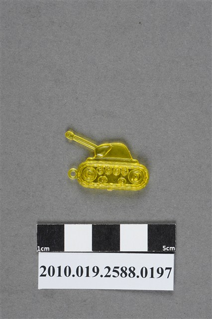 黃色戰車造型尪仔仙 (共2張)