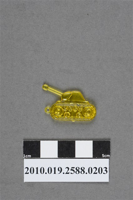 黃色戰車造型尪仔仙 (共2張)