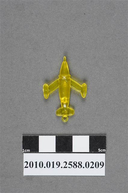 黃色噴射機造型尪仔仙 (共2張)