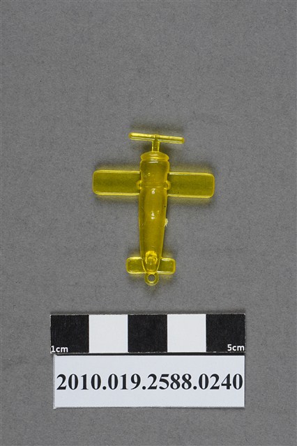 黃色螺旋槳飛機造型尪仔仙 (共2張)