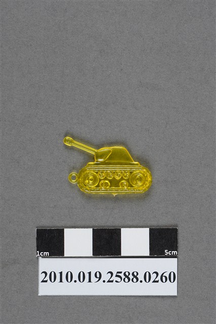 黃色戰車造型尪仔仙 (共2張)