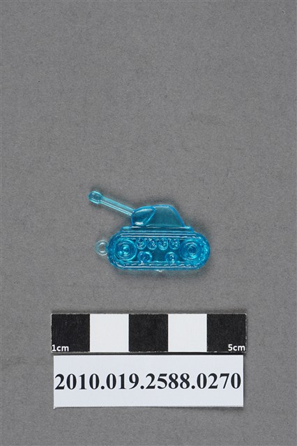 藍色戰車造型尪仔仙 (共2張)