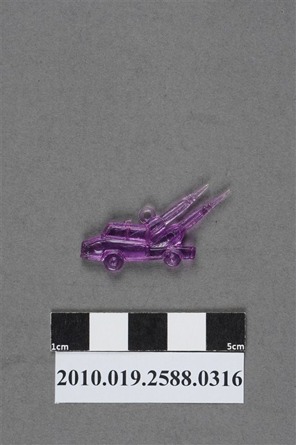 紫色飛彈車造型尪仔仙 (共2張)