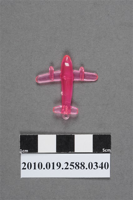 粉紅色飛機造型尪仔仙 (共2張)