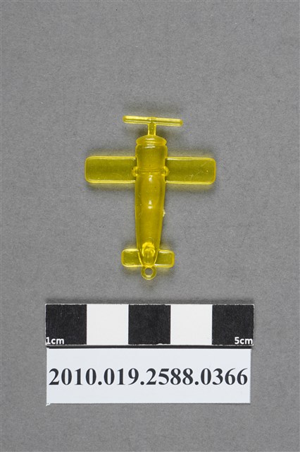 黃色螺旋槳飛機造型尪仔仙 (共2張)