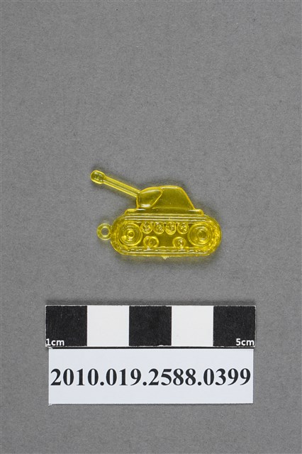 黃色戰車造型尪仔仙 (共2張)