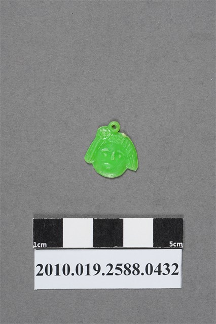 綠色女性頭像造型尪仔仙 (共2張)