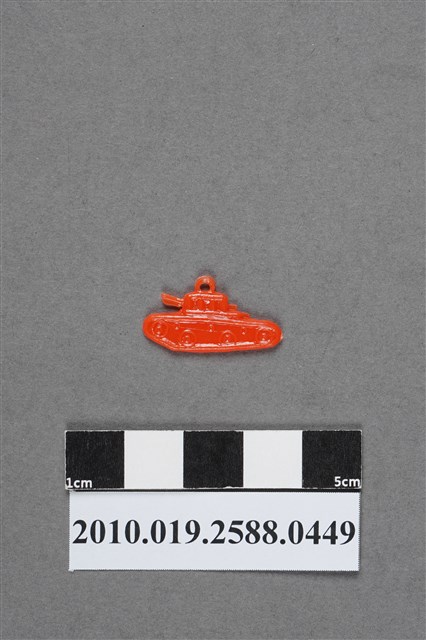 紅色戰車造型尪仔仙 (共2張)