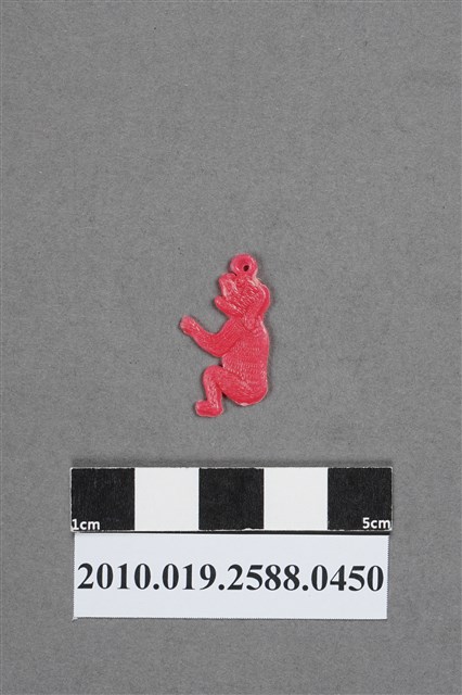 紅色犬造型尪仔仙 (共2張)