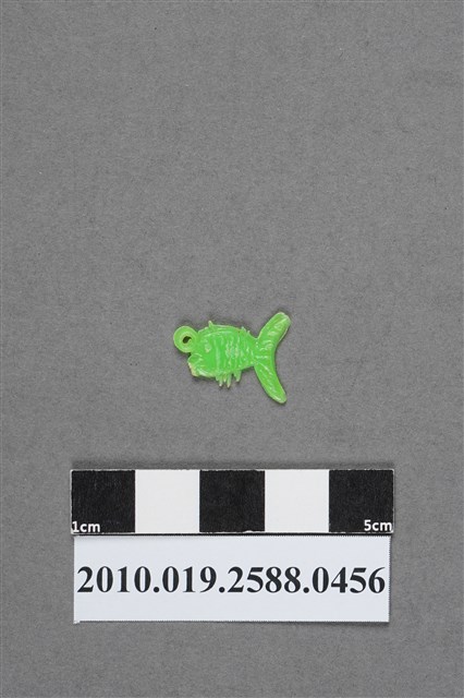 綠色魚造型尪仔仙 (共2張)