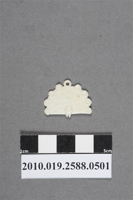 白色孔雀造型尪仔仙 (共2張)