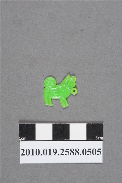 綠色狗造型尪仔仙 (共2張)