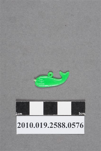 綠色鯨魚造型尪仔仙 (共2張)