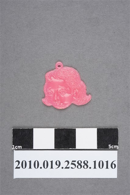 女性頭像尪仔仙 (共2張)