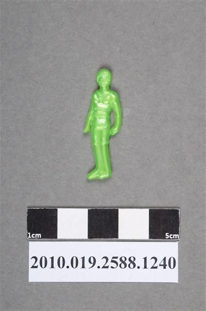 綠色人型尪仔仙 (共2張)