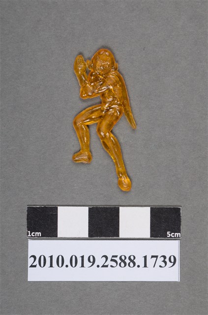 雙手交叉人型尪仔仙 (共2張)