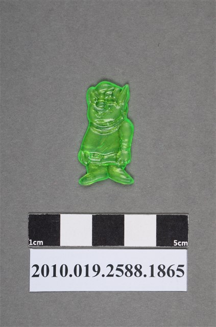 綠色人型尪仔仙 (共2張)