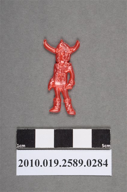 紅色人型尪仔仙 (共2張)