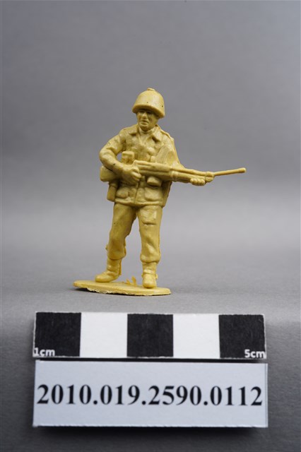 黃色步兵造型玩具士兵 (共9張)