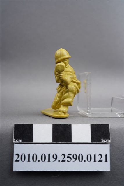 黃色步兵造型玩具士兵 (共9張)