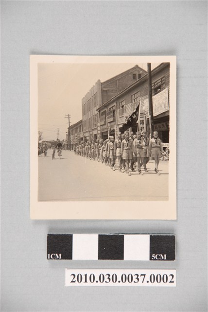 彰化地區國家慶典遊行活動中學生隊伍相片 (共2張)