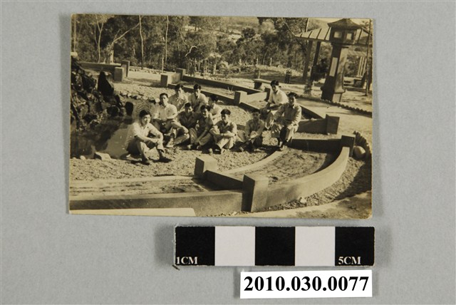 公園中的合影 (共2張)