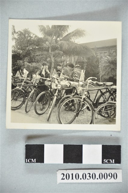 女性參與自行車長征大隊 (共2張)