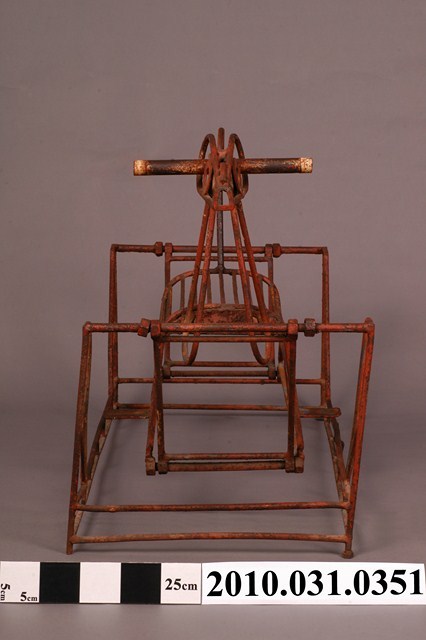 鐵製搖擺馬 (共5張)