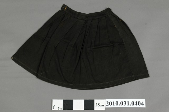 小學女童制服褶裙 (共5張)