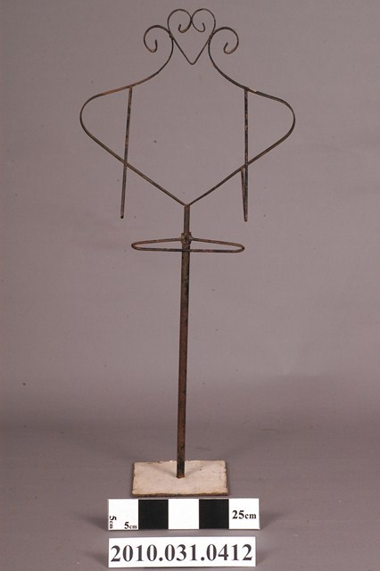 金屬製哺乳衣架 (共6張)