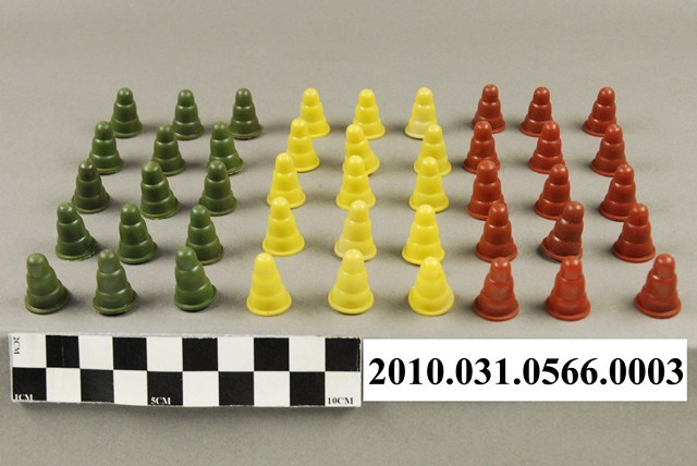 巨人牌跳棋遊戲棋子 (共4張)