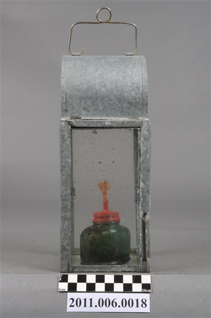 鍍鋅板製提掛式煤油燈 (共7張)