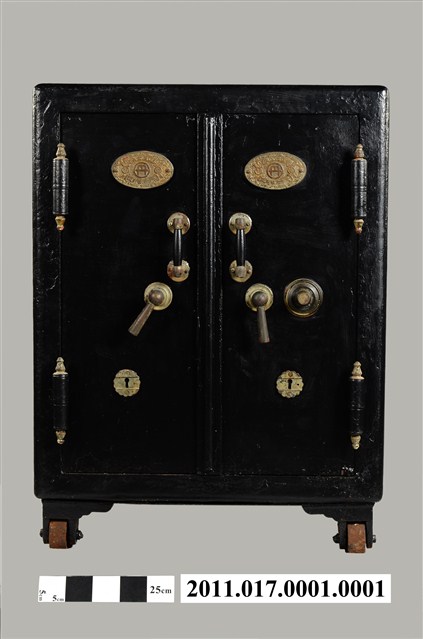 王天賜賜成洋家具店保險箱 (共5張)